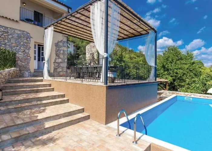 Villa Bella With Pool By Guide Sveti Anton (Krk)